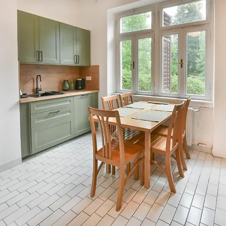 Plemelj Apartman *
